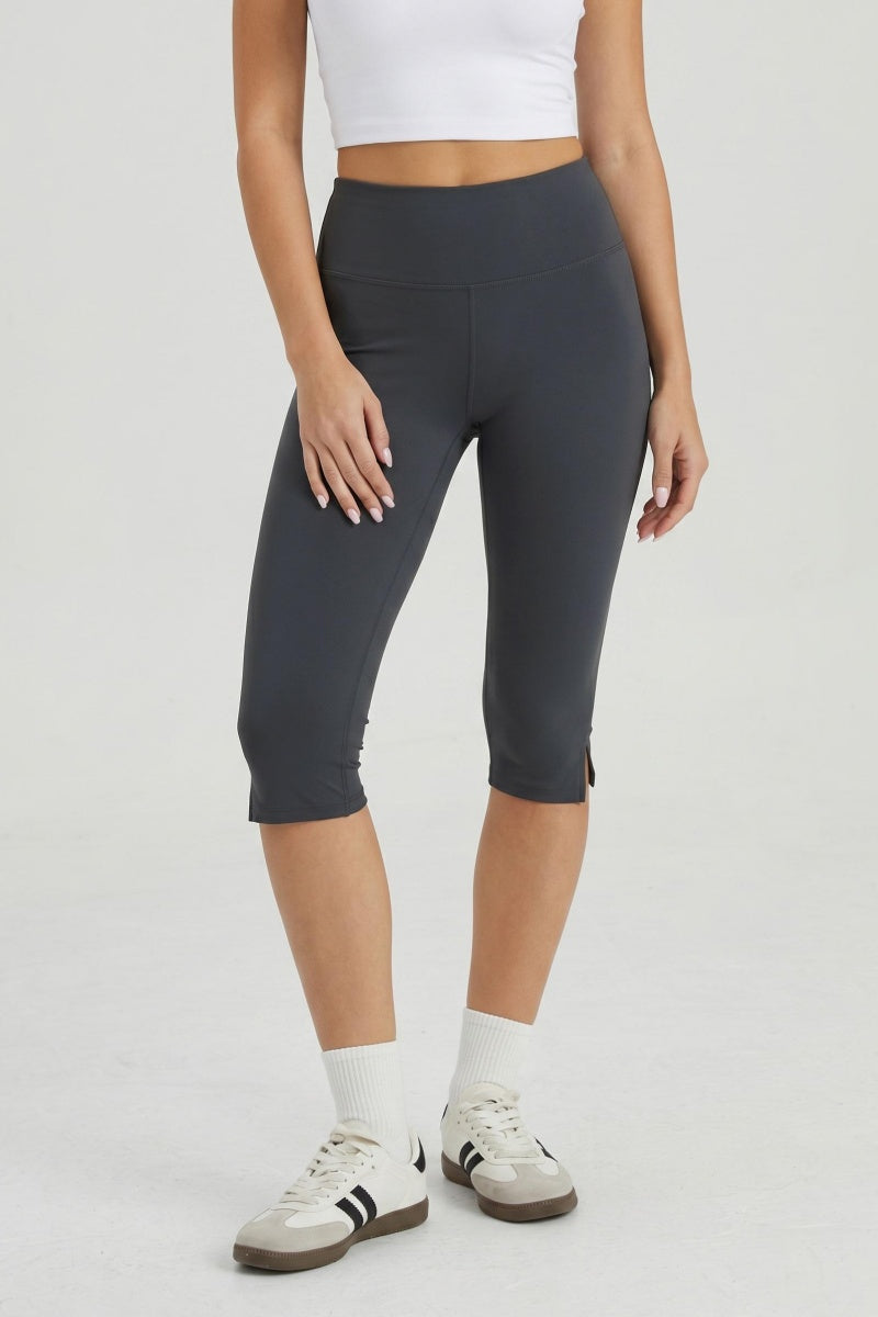 Katch Me Chic Women's Sports Seamless Low Rise Capri Leggings, Workout 4-Way Stretch Butt Lifting Yoga Pants, Lightweight Quick-Drying Skinny Bottom, Sweat-Wicking Athleisure Outfits#TikTokMadeMeBuyIt #SummerEssentials #CoolTouch #ActiveWear #YogaLeggings